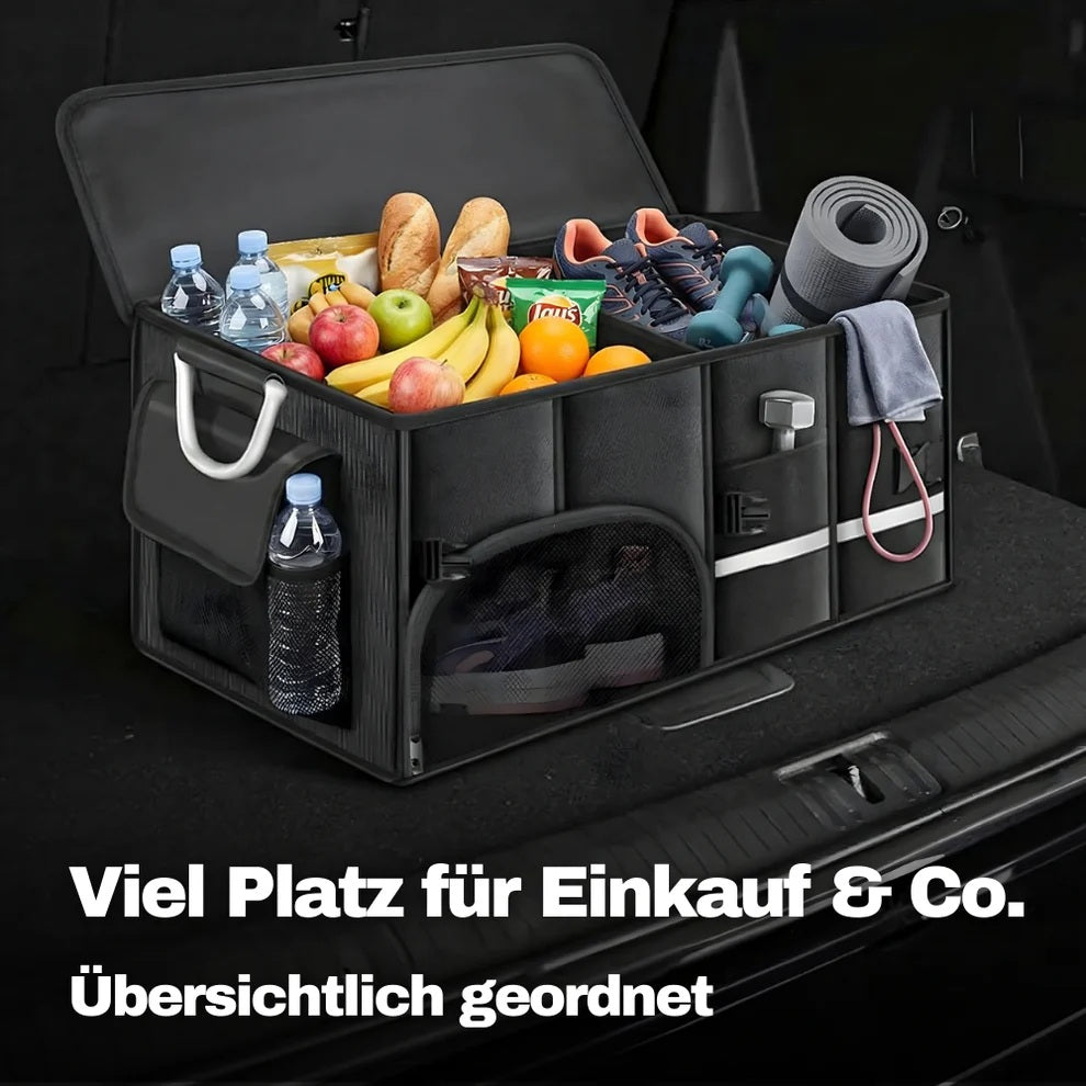 Kofferraum-Organizer im Fahrzeug-Kofferraum beladen mit Einkaufstaschen, Getränken und Werkzeug in geordneter Aufteilung